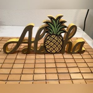 Aloha wood sign